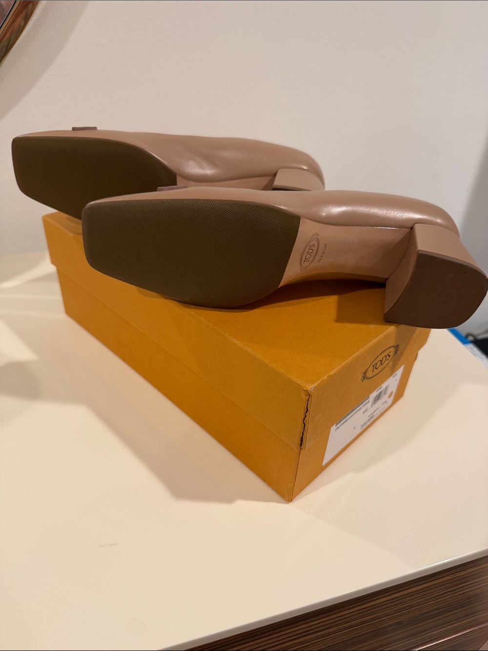 Tod's Beige Leather Chain-Link Loafers